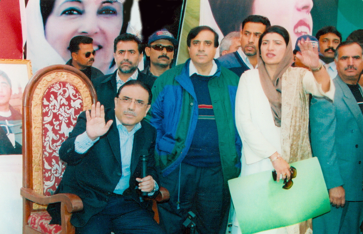 Mr. Asif Ali Zardari addressing a press conference in Islamabad along with Madame Farzana Raja (1)